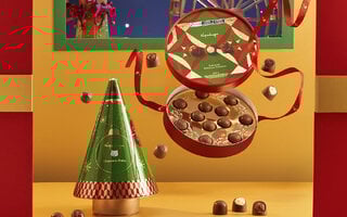 Lata Musical Árvore Língua de Gato e Guirlanda Bombons Ganache, da Kopenhagen